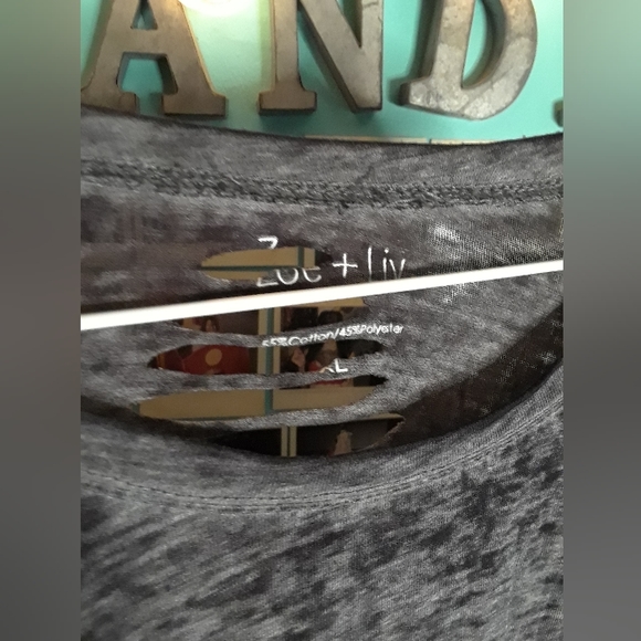 Skeleton Cut Comfy Tee - Picture 3 of 4